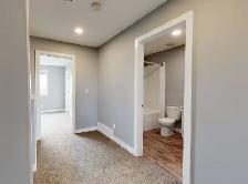 #6271 - 3 Bedroom/2.5 Bath Townhouse W/Garage in Clairmont $2150 - Photo 11