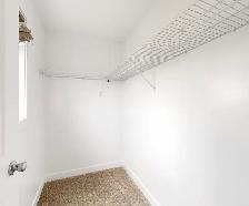 #6271 - 3 Bedroom/2.5 Bath Townhouse W/Garage in Clairmont $2150 - Photo 15
