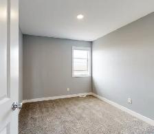 #6271 - 3 Bedroom/2.5 Bath Townhouse W/Garage in Clairmont $2150 - Photo 17