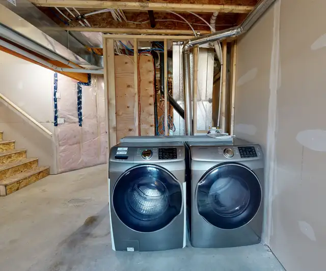 #6271 - 3 Bedroom/2.5 Bath Townhouse W/Garage in Clairmont $2150 - Photo 25