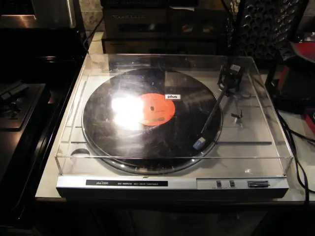Vintage Baycrest Plus 2300 Belt Drive Turntable SERVICED! - Photo 2