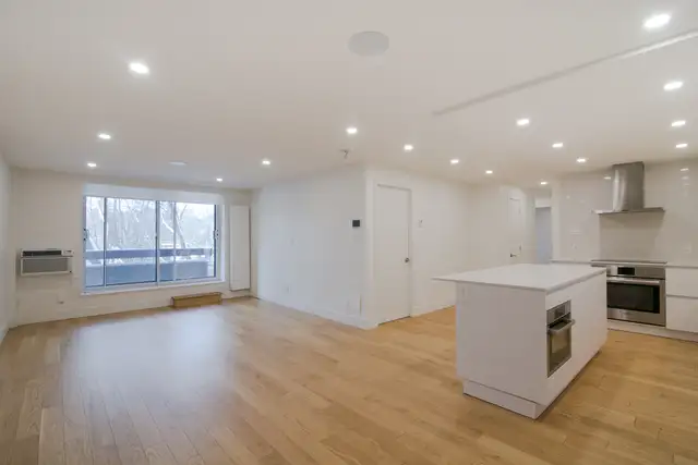 Westmount Estates, 3 bedroom, exceptional views - ID 2553