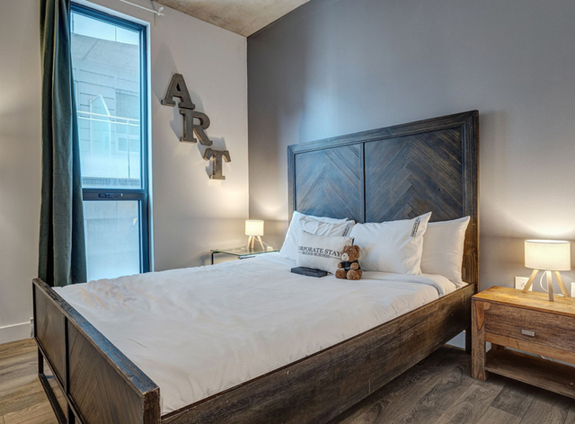 Modern 2BR in Vancouver | Fully Furnished | Flexible Lease - Photo 5