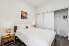 Modern 1BR in Calgary | Fully Furnished | Utilities Included - Photo 9