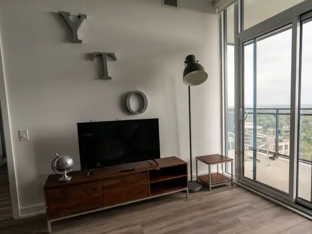 Modern 1BR in North York | Fully Furnished | Weekly Stay - Photo 6