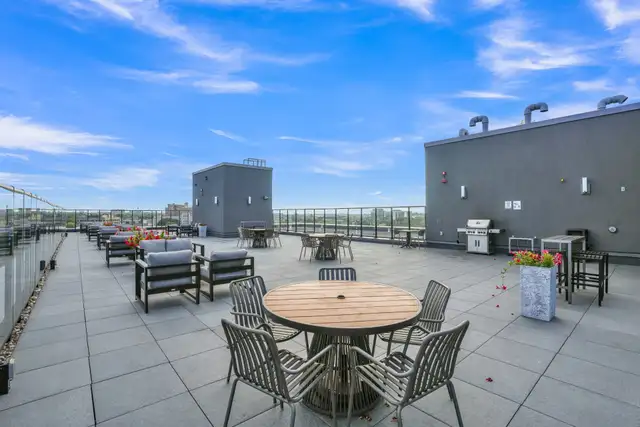 Modern 1BR in Ottawa | All inclusive | Short-term Rental - Photo 22