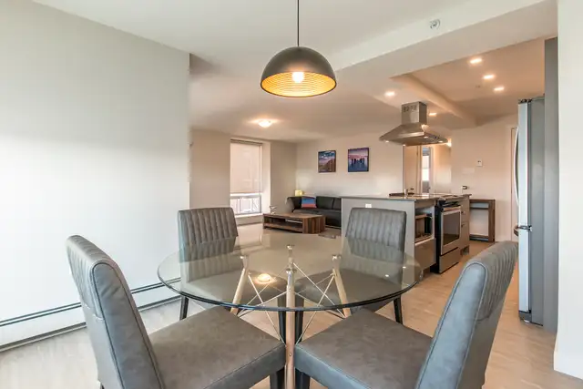 Luxury 3BR Executive Suite in Halifax | Fully Furnished - Photo 8