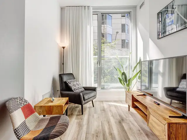 Luxury 1BR in Montreal | All inclusive | Shor-Term Rental - Photo 4