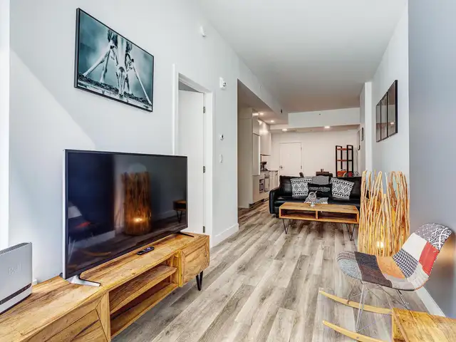 Luxury 1BR in Montreal | All inclusive | Shor-Term Rental - Photo 6