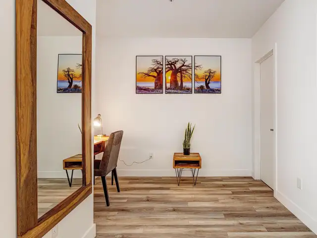 Luxury 1BR in Montreal | All inclusive | Shor-Term Rental - Photo 11