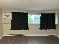 2-BEDROOM COZY • QUIET • PET-FRIENDLY - Photo 3