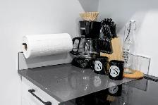 Luxury 2 BR Suite in Regina | Fully Furnished | Flexible lease - Photo 14