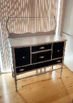 Buffet, crédence antique (1940) 115$ livré si...