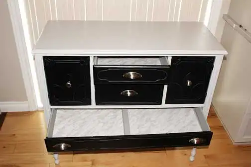 Buffet, crédence antique (1940) 115$ livré si... - Photo 6