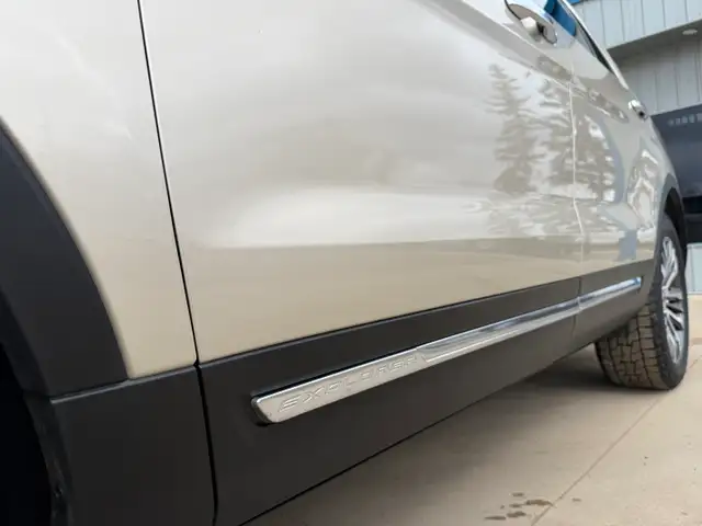 2017 Ford Explorer Platinum - Photo 4