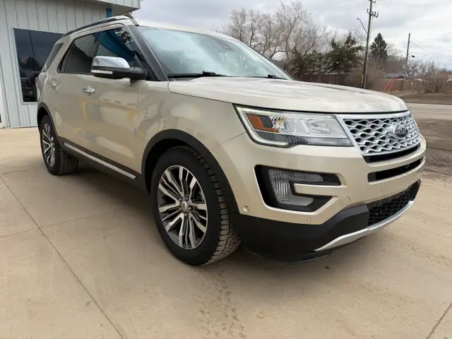 2017 Ford Explorer Platinum - Photo 6