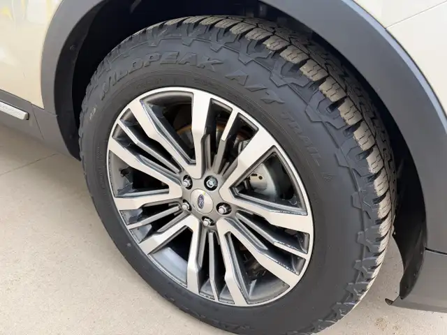 2017 Ford Explorer Platinum - Photo 7