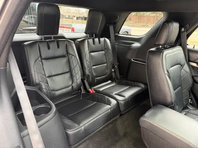 2017 Ford Explorer Platinum - Photo 14