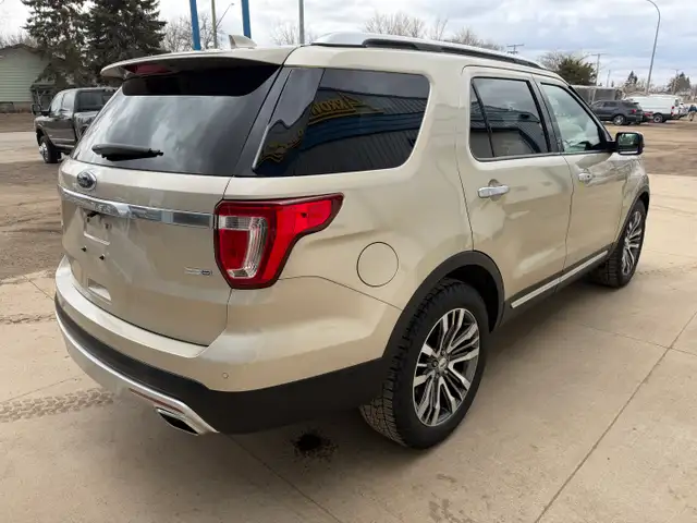 2017 Ford Explorer Platinum - Photo 15