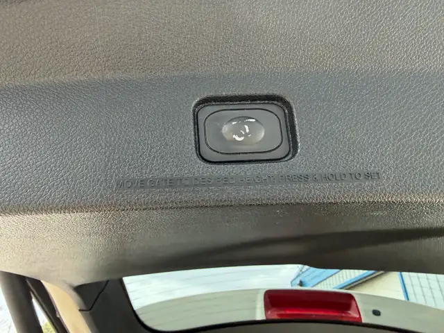 2017 Ford Explorer Platinum - Photo 18