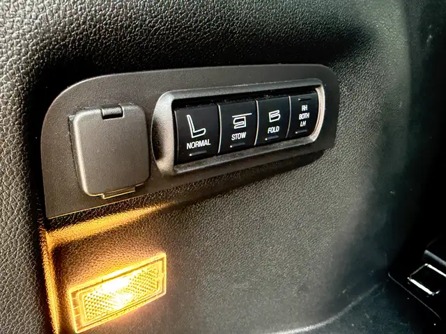 2017 Ford Explorer Platinum - Photo 19