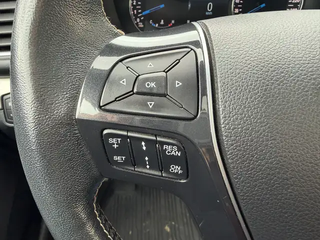 2017 Ford Explorer Platinum - Photo 27