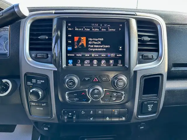 2017 RAM 2500 POWER WAGON – 6.4L HEMI V8 – 4X4 – CREW CAB - Photo 13