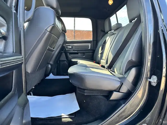 2017 RAM 2500 POWER WAGON – 6.4L HEMI V8 – 4X4 – CREW CAB - Photo 17