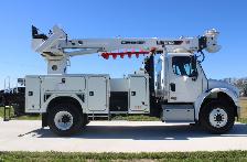2025 Freightliner M2 Terex Commander 4047 Digger Derrick - Photo 3