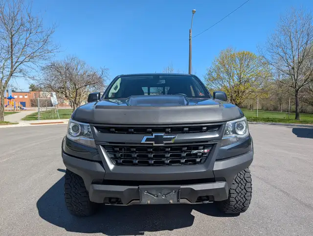 2019 Chevrolet Colorado 4WD ZR2, 1 owner, dealer serviced, clean - Photo 3