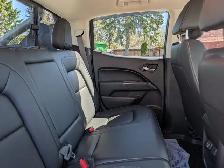 2019 Chevrolet Colorado 4WD ZR2, 1 owner, dealer serviced, clean - Photo 12