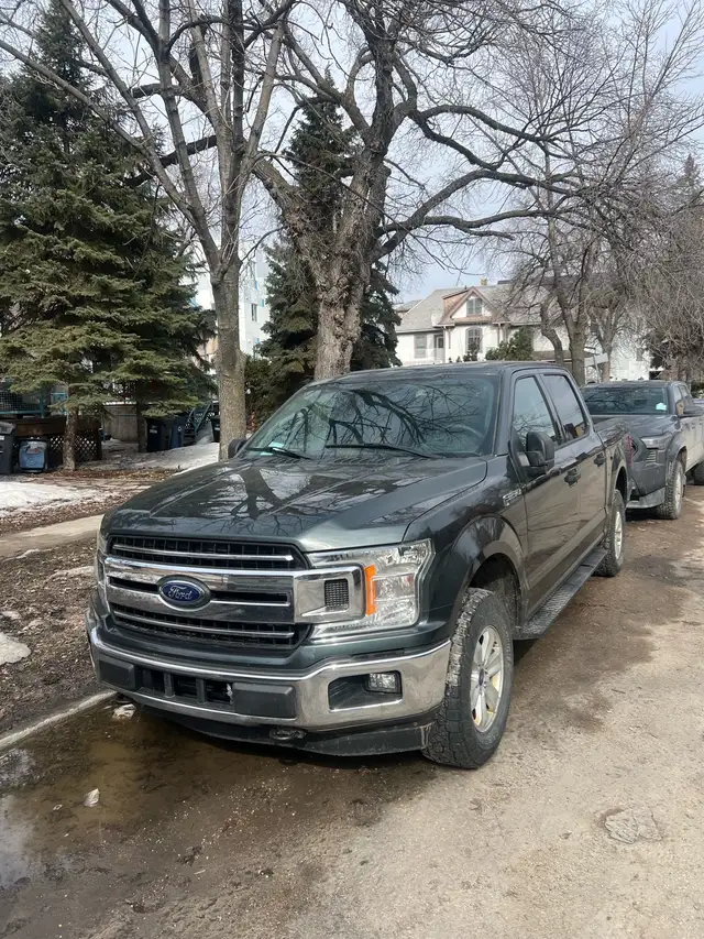 2018 Ford F150 superCrew Cab - Photo 2
