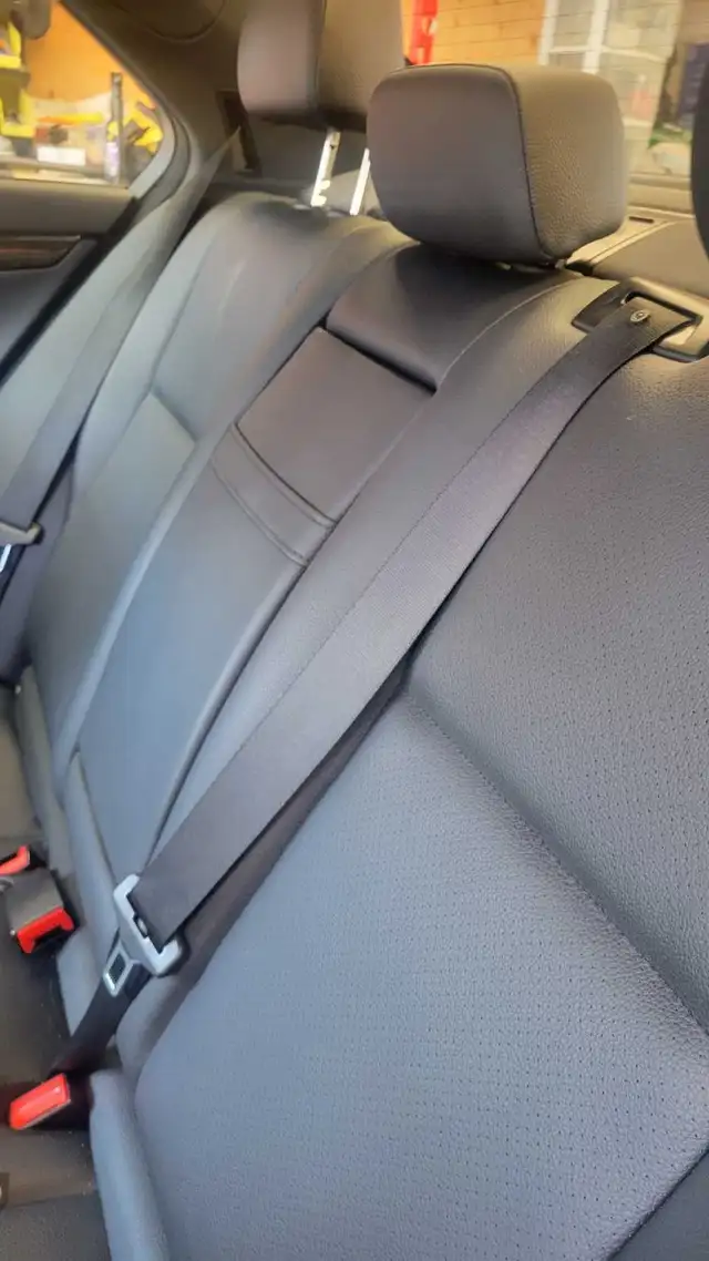 2011 Mercedes C250 - Photo 6