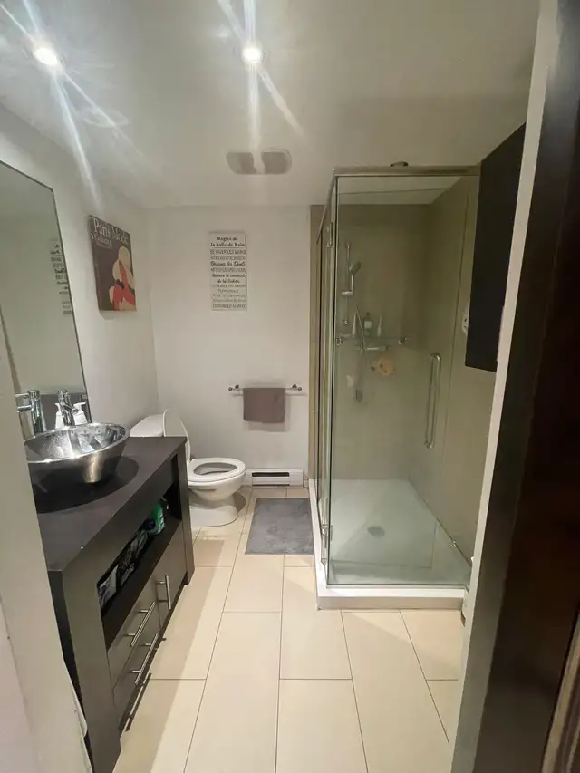 Très beau studio a louer - Photo 9