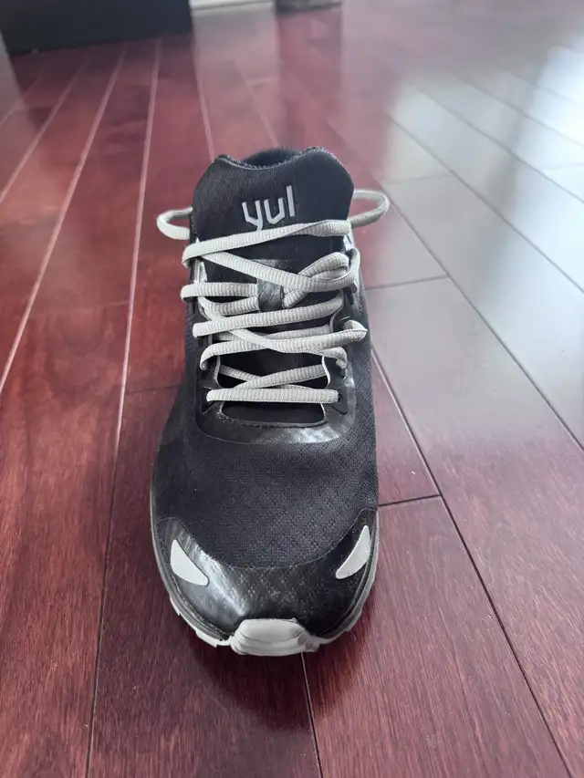 Soulier de course Yul