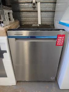 Whirlpool '24' Stainless Steel Dishwasher on Sale‼️