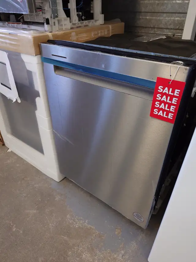 Whirlpool '24' Stainless Steel Dishwasher on Sale‼️ - Photo 3