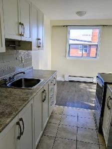 100 BROWNS LINE, 2 Bedroom for Rent - Photo 4