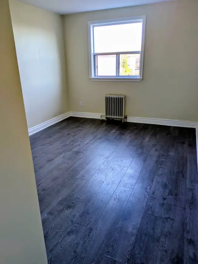 100 BROWNS LINE, 2 Bedroom for Rent - Photo 6