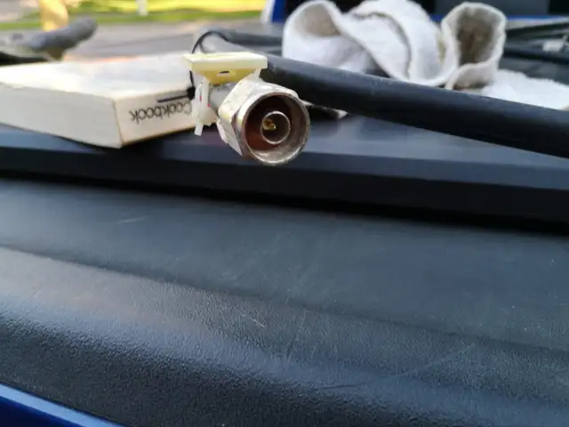 RF Cables and Antenna - Photo 6