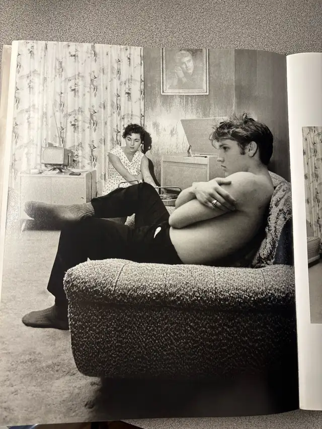 Elvis at 21 - Photo 7