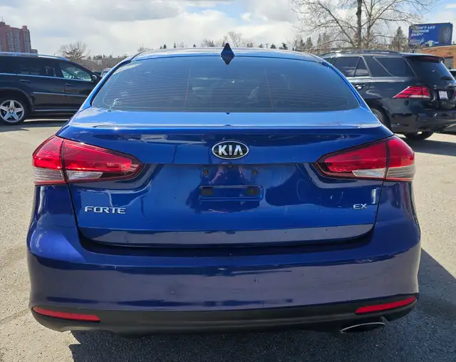 2018 Kia Forte EX - Photo 5