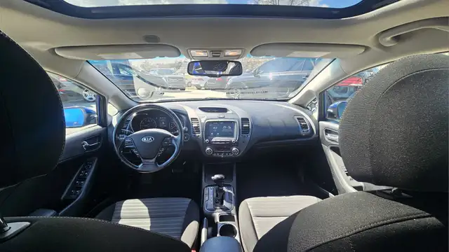2018 Kia Forte EX - Photo 11