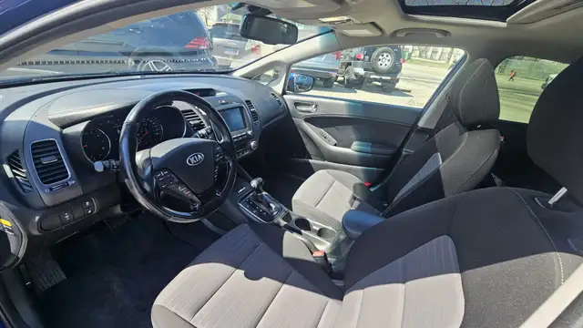 2018 Kia Forte EX - Photo 14
