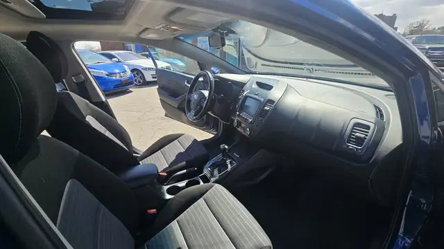 2018 Kia Forte EX - Photo 17