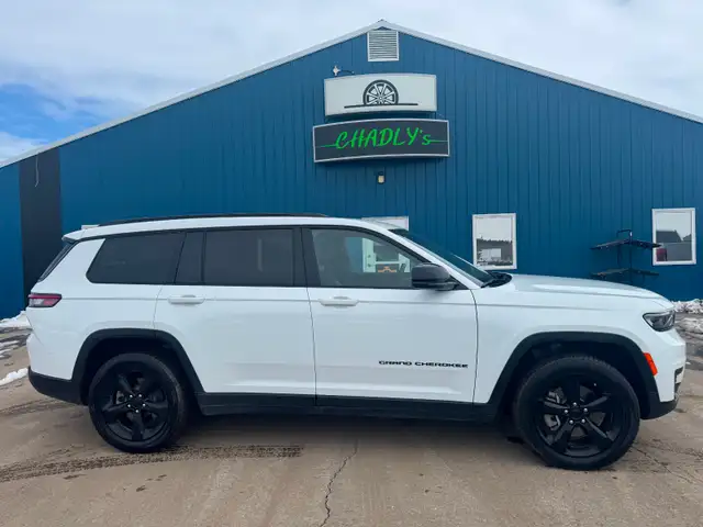 2023 JEEP GRAND CHEROKEE L LAREDO ALTITUDE - Photo 2