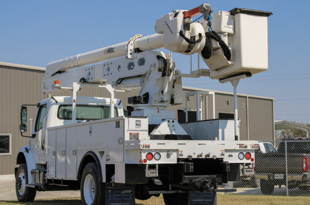 2019 Freightliner M2-106 Altec AA55-MH Bucket Truck