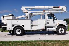 2013 International 4300 Terex TL60 Bucket Truck - Photo 2