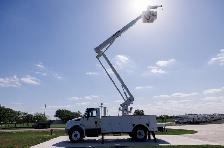 2013 International 4300 Terex TL60 Bucket Truck - Photo 3