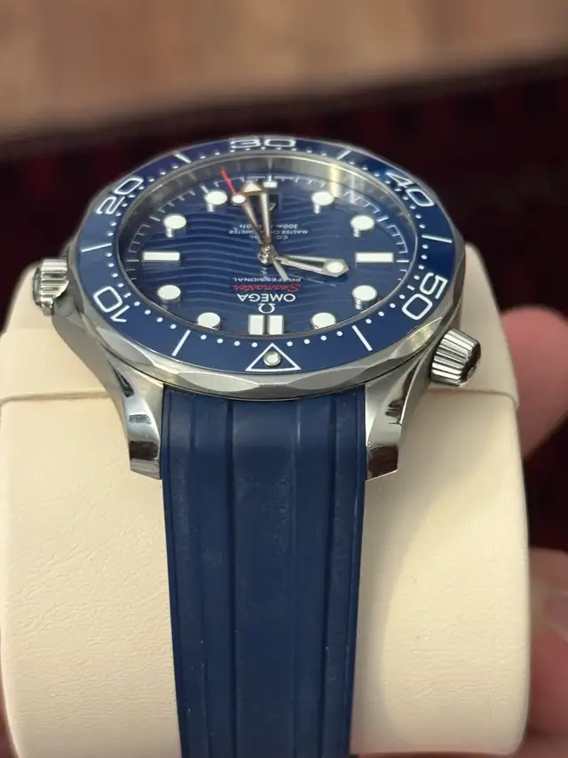 2022 Omega Seamaster SMP300 - Photo 5